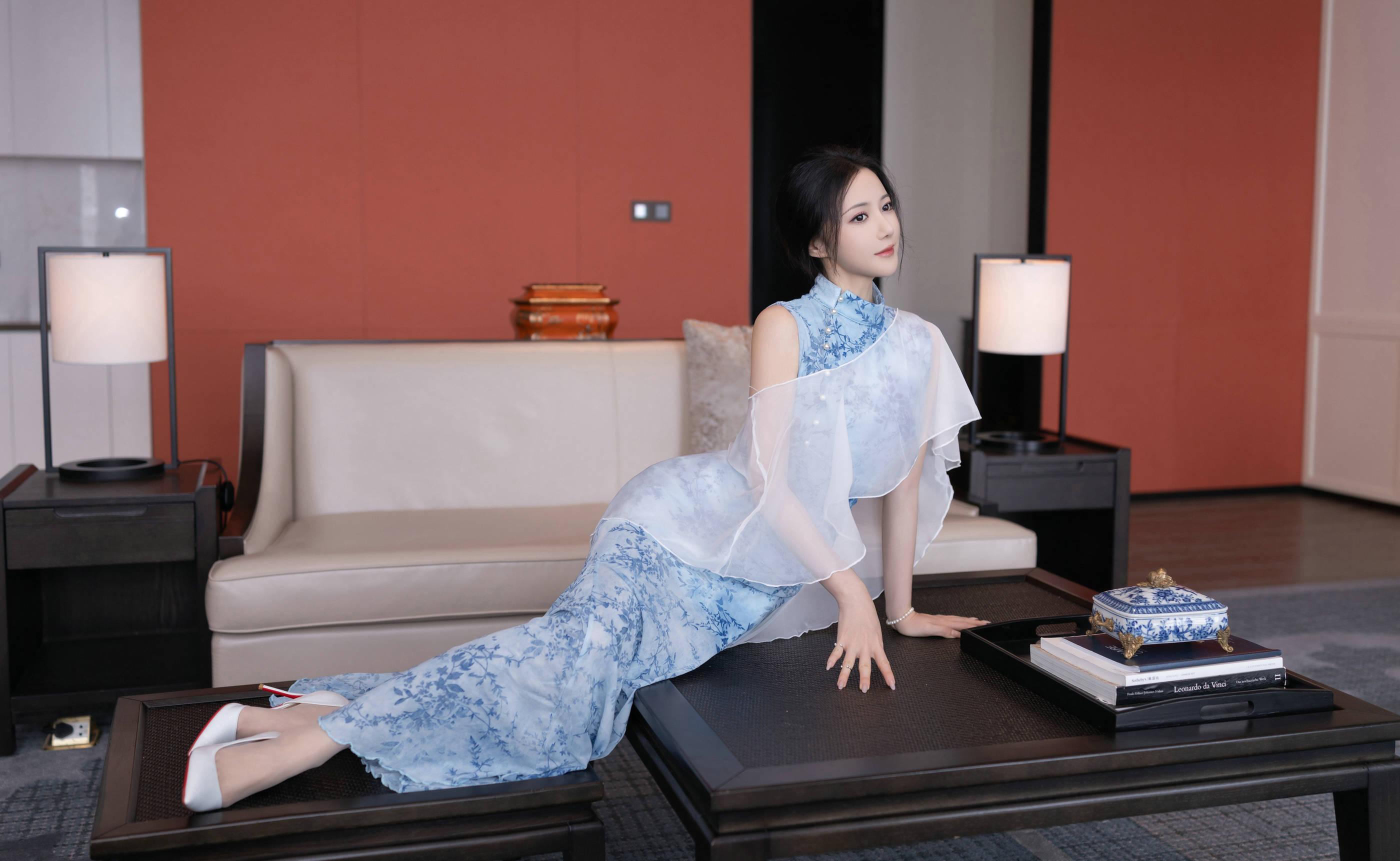 [秀人付费] 鱼子酱Fish 诱人私拍福利 青瓷透视网纱117P