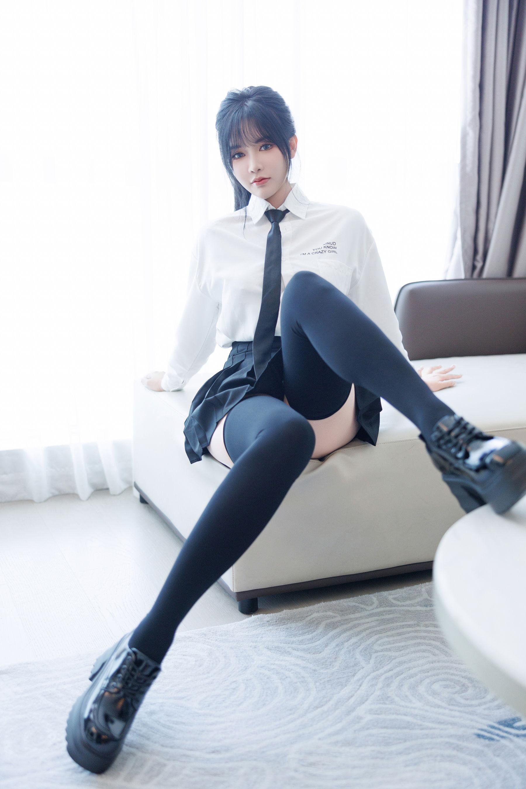 秀人付费 娜比 诱人私拍福利 学生装133P 6