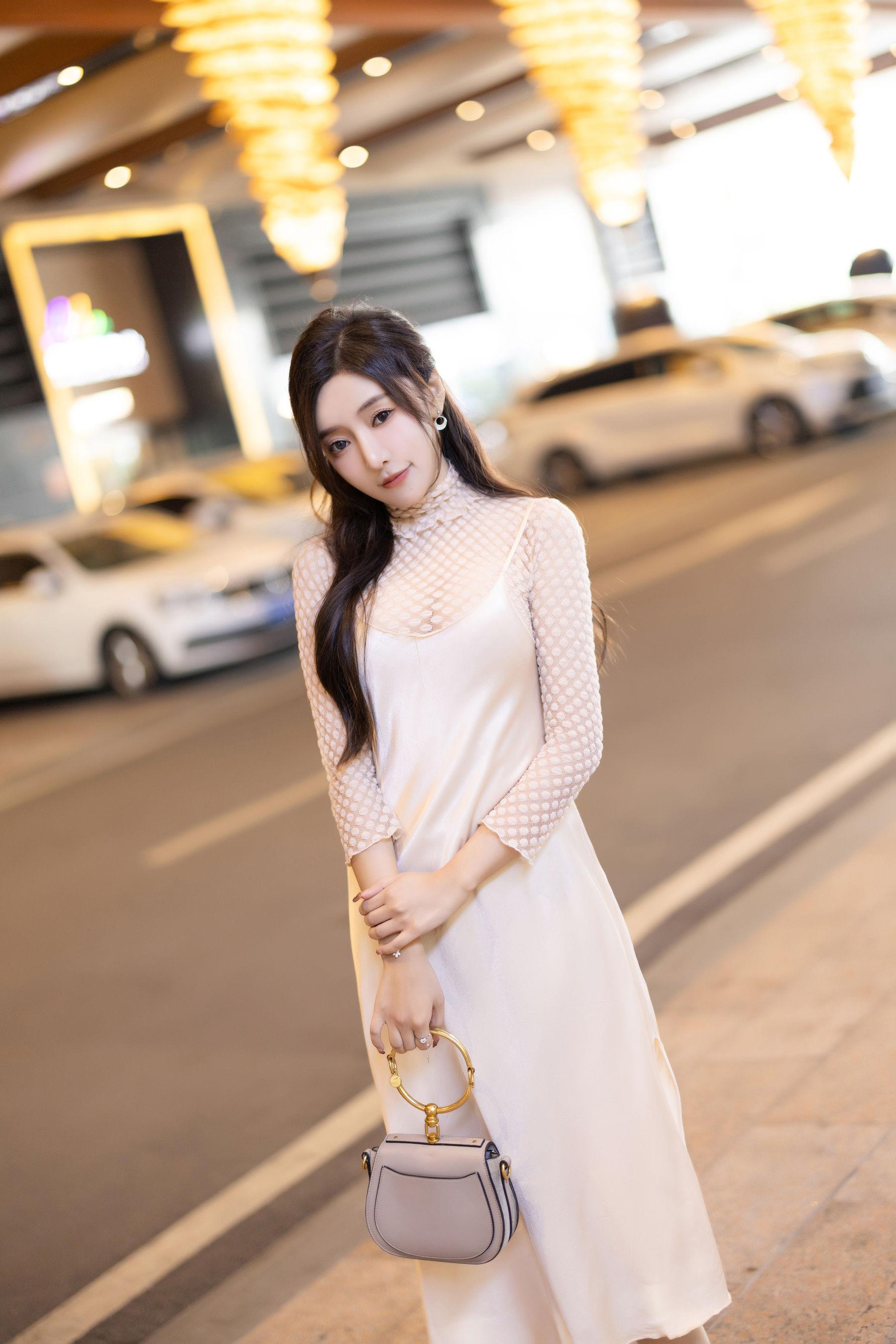 Paid Feature Wang Xinyao Alluring Private Photoshoot Benefits White Stockings 94P 2
