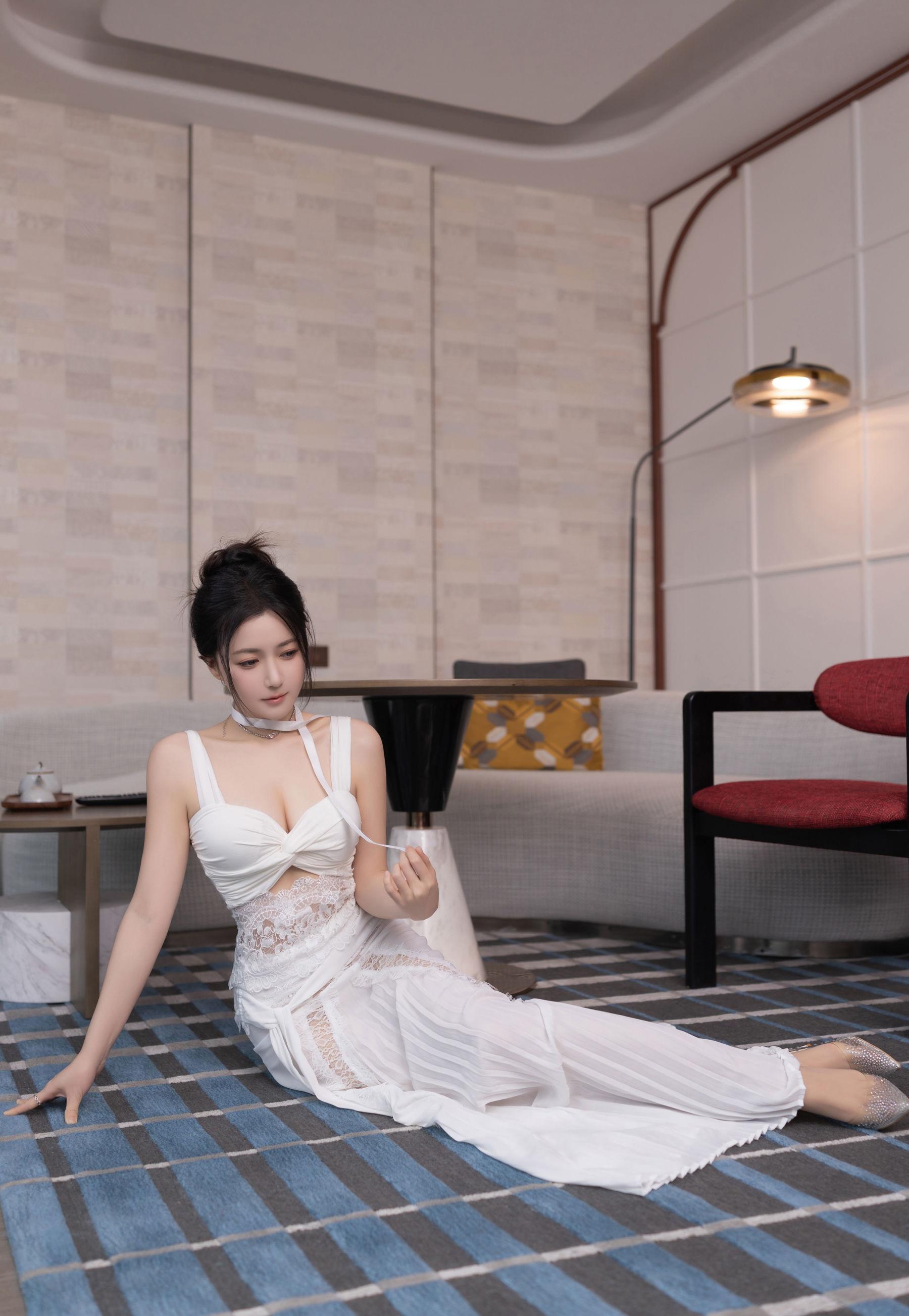 Paid Model] Caviar Fish Tempting Private Photo Benefits White Skirt Meat Silk 117P 4