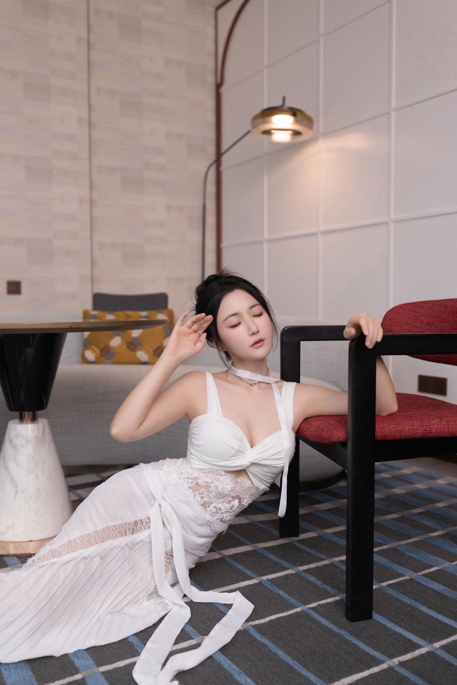 Paid Model] Caviar Fish Tempting Private Photo Benefits White Skirt Meat Silk 117P 6