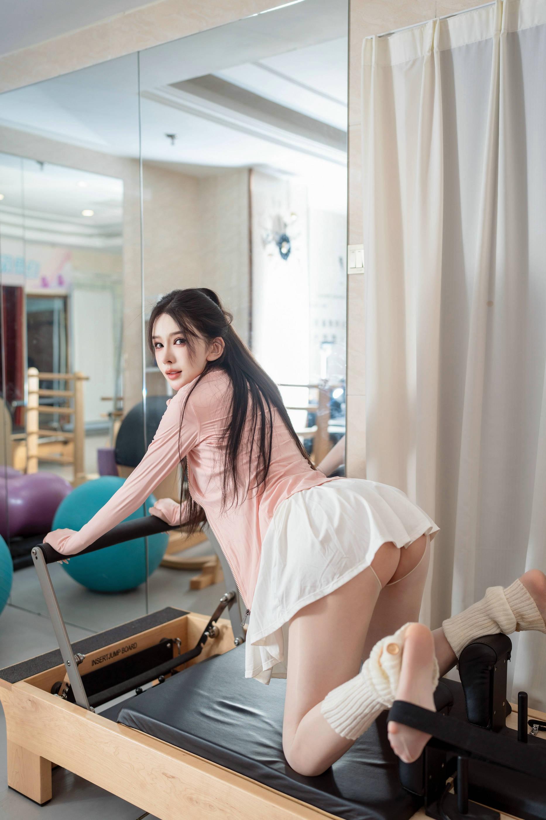 [Paid Content] Li Lisha: Intimate Private Photoshoot Perks | Couple's Romance 87P