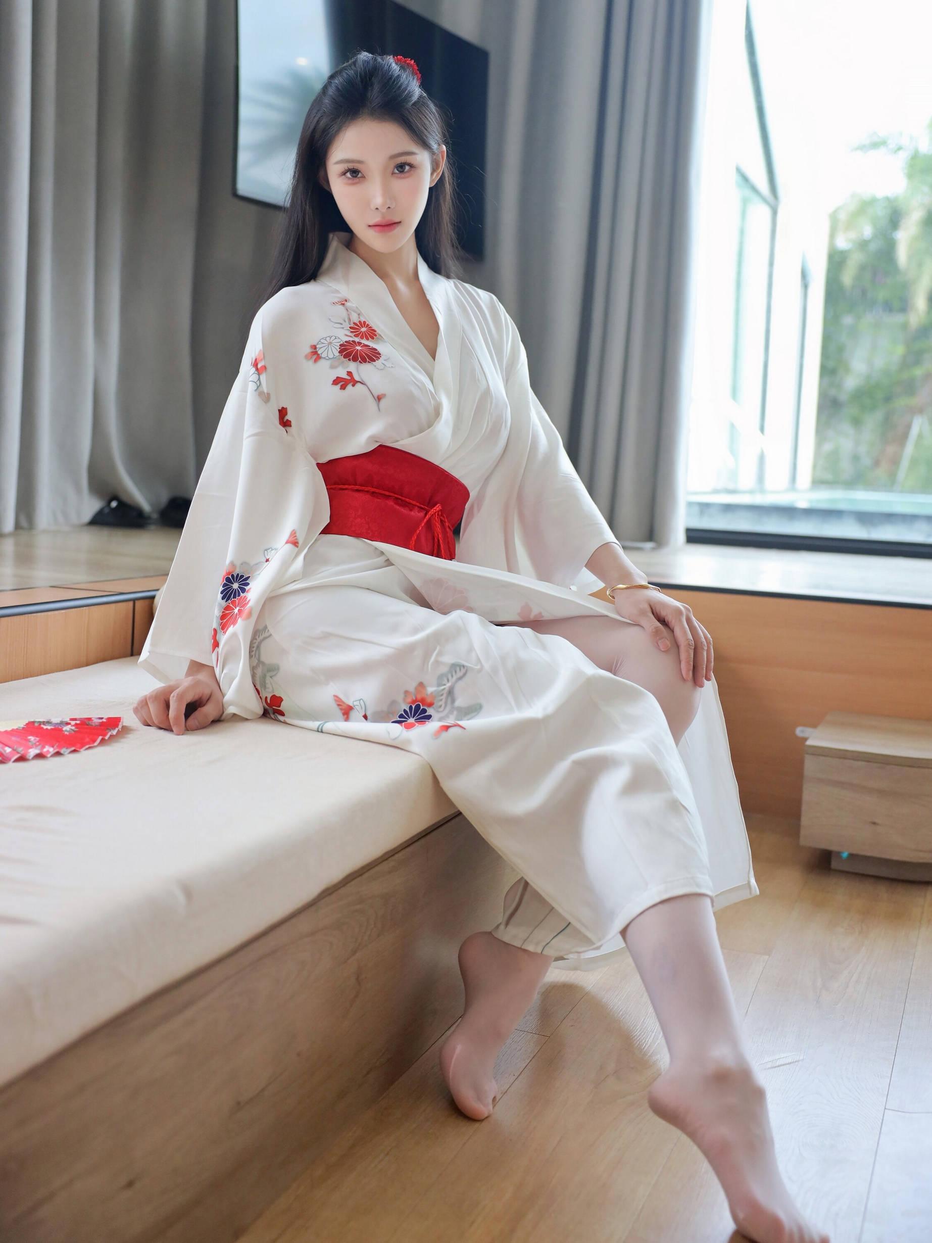 Show People Selection Li Shuang'er Seductive Private Photoshoot Benefits COS Pan Jinlian 85P 4