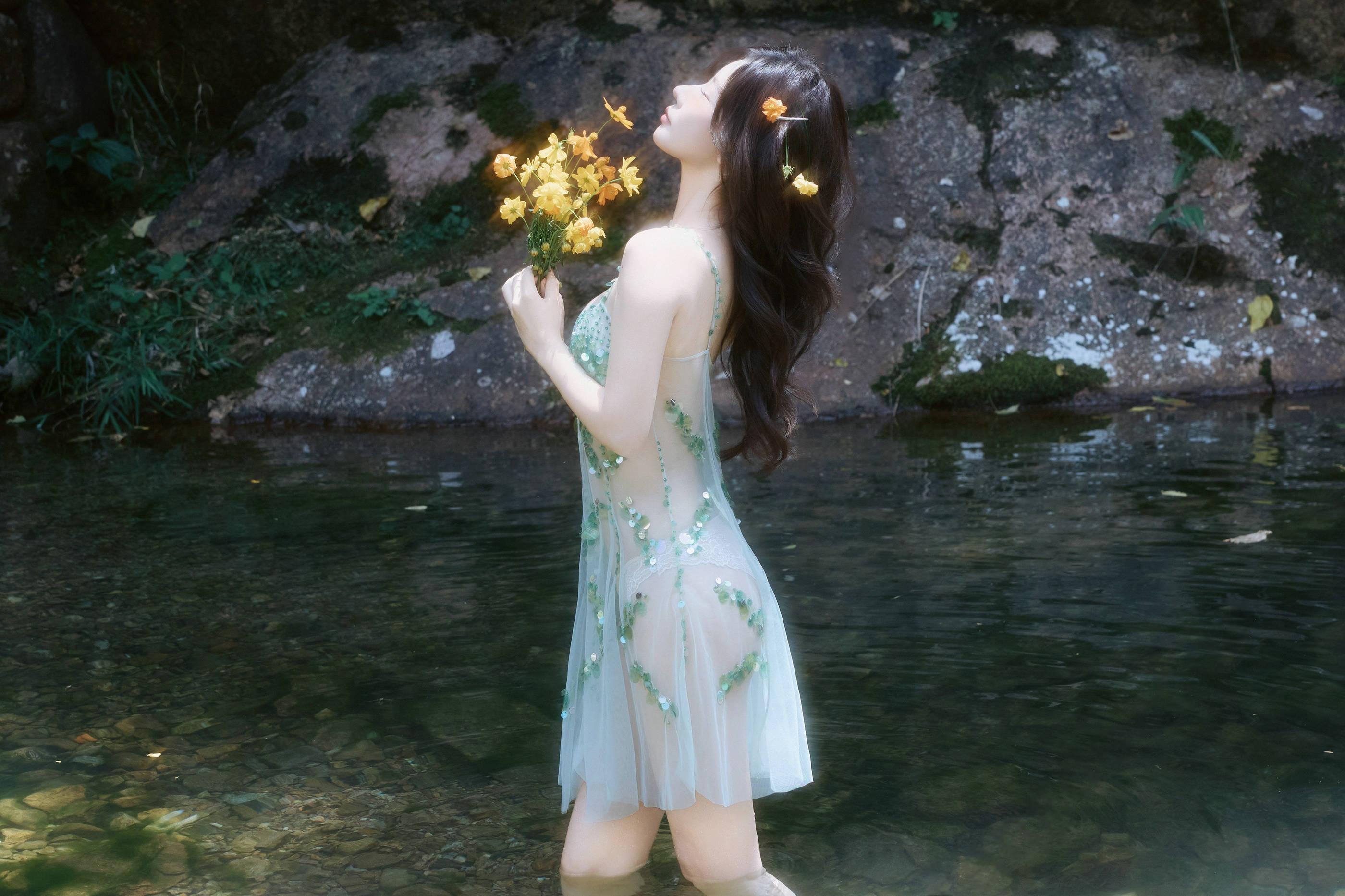Featured Models Yin Tiantian Alluring Private Photoshoot Benefits Xiaoxi Sheer Skirt 69P 4