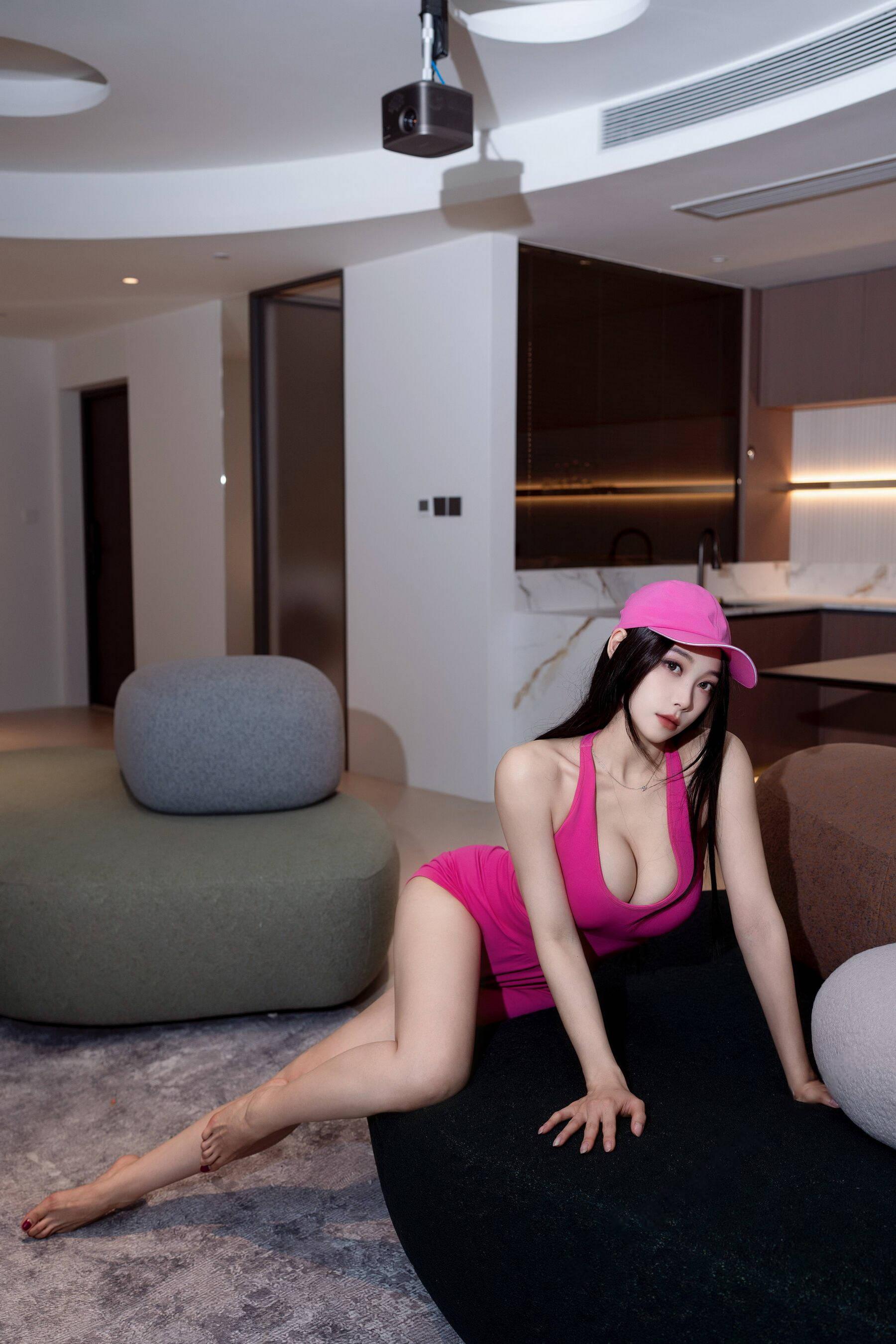 Featured by Models Elegant and Alluring Private Photoshoot Benefits Magenta Yoga Wear 87P 7