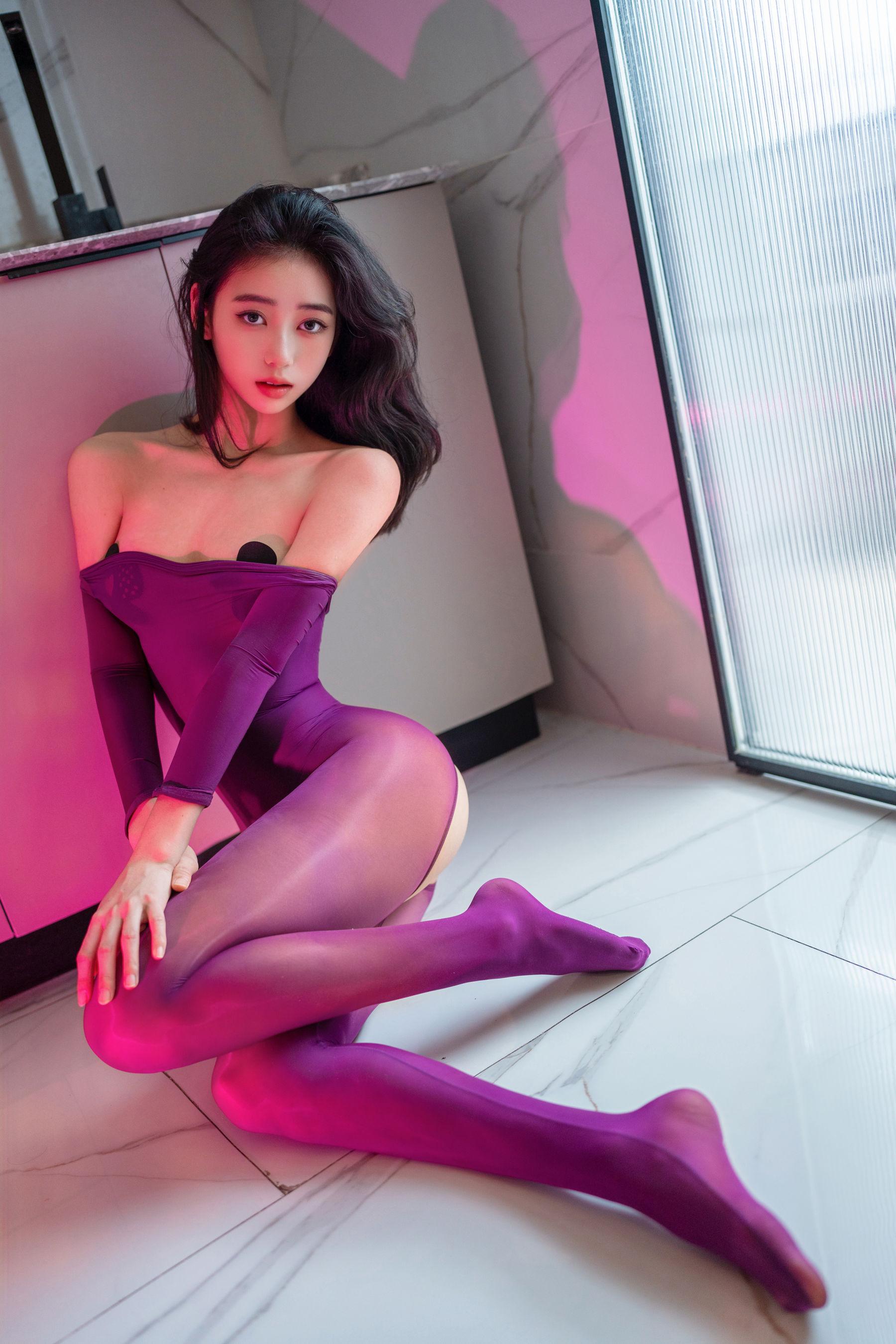 [Featured Model Selection] Shi Anan Seductive Private Photoshoot Benefits Purple Stockings 87P 6