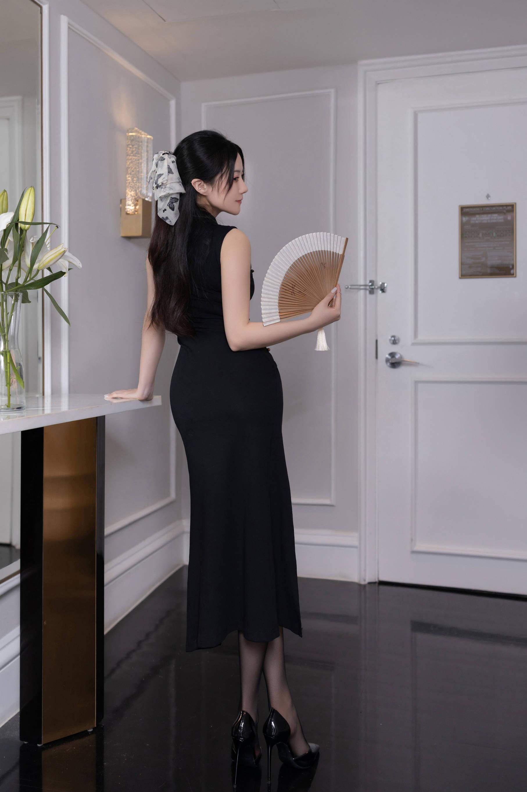 Showcase Selection Caviar Tempting Private Shoot Benefits Daffodil Story 117P 2