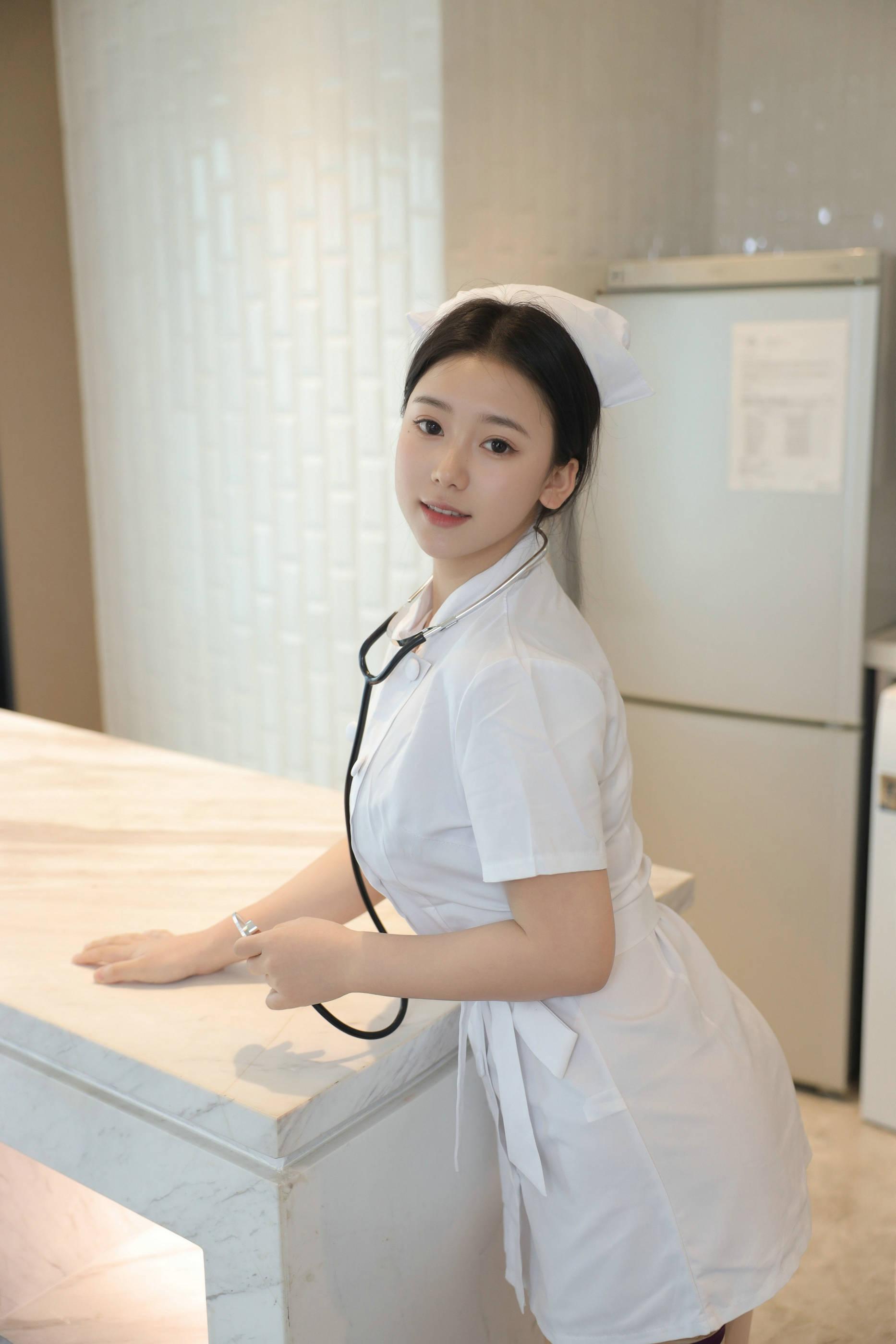 Paid Show Lin Jiaxin Alluring Private Photos Benefits Sexy Nurse 77P 6