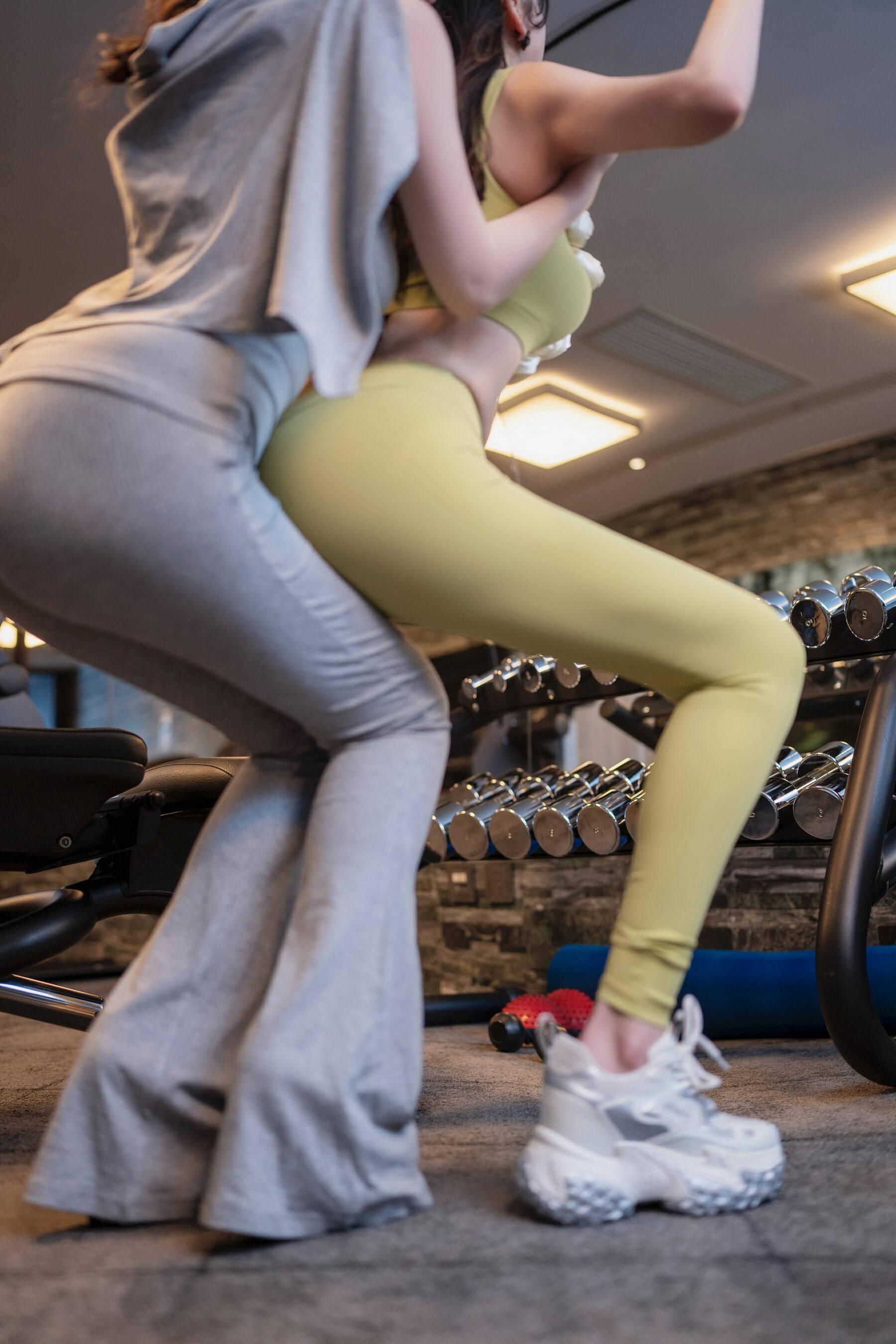 [Premium Content] Li Lisha & Bai Ruxueabby Seductive Private Shoot Benefits Full Breasts Fat Hips Hot Confrontation 88P 5