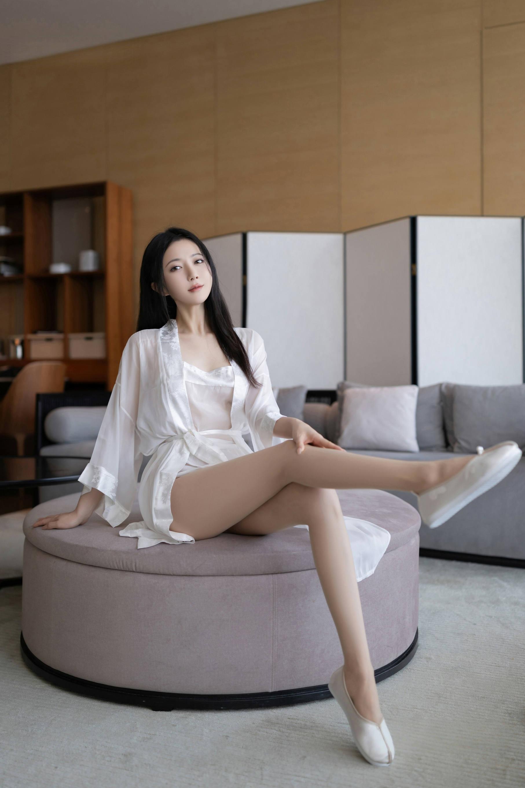 秀人付费 鱼子酱Fish 诱人私拍福利 奶浴117P 4