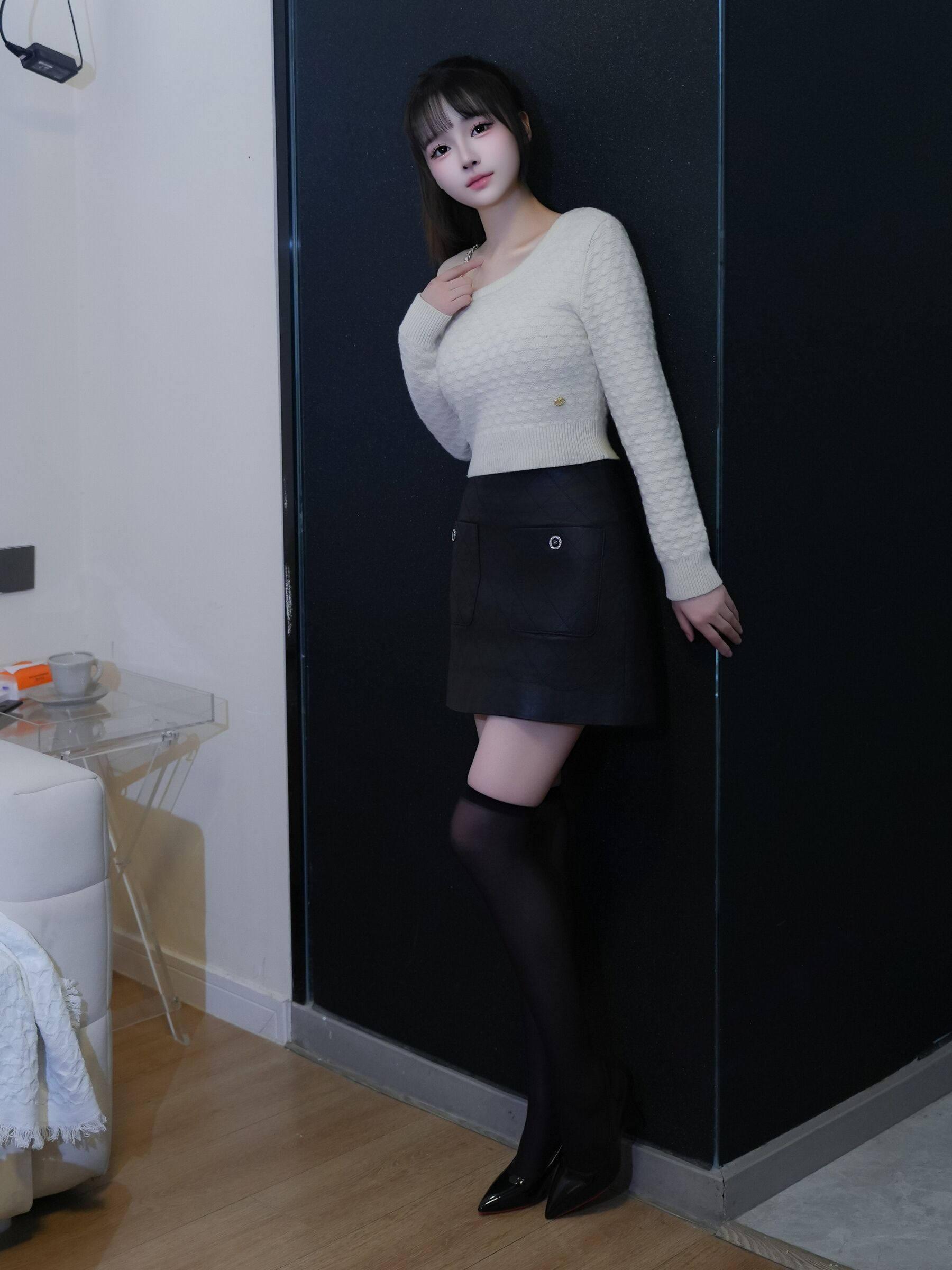 秀人付费 沈蜜儿 诱人私拍福利 黑白生活104P 3
