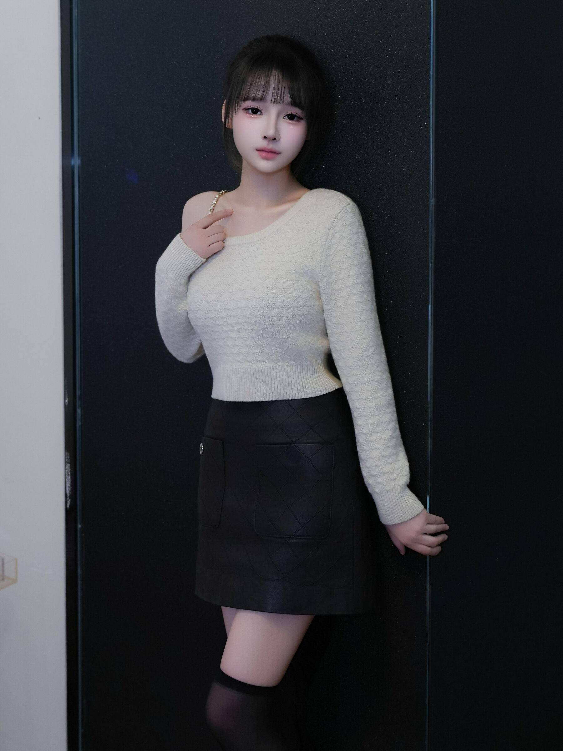 秀人付费 沈蜜儿 诱人私拍福利 黑白生活104P 5